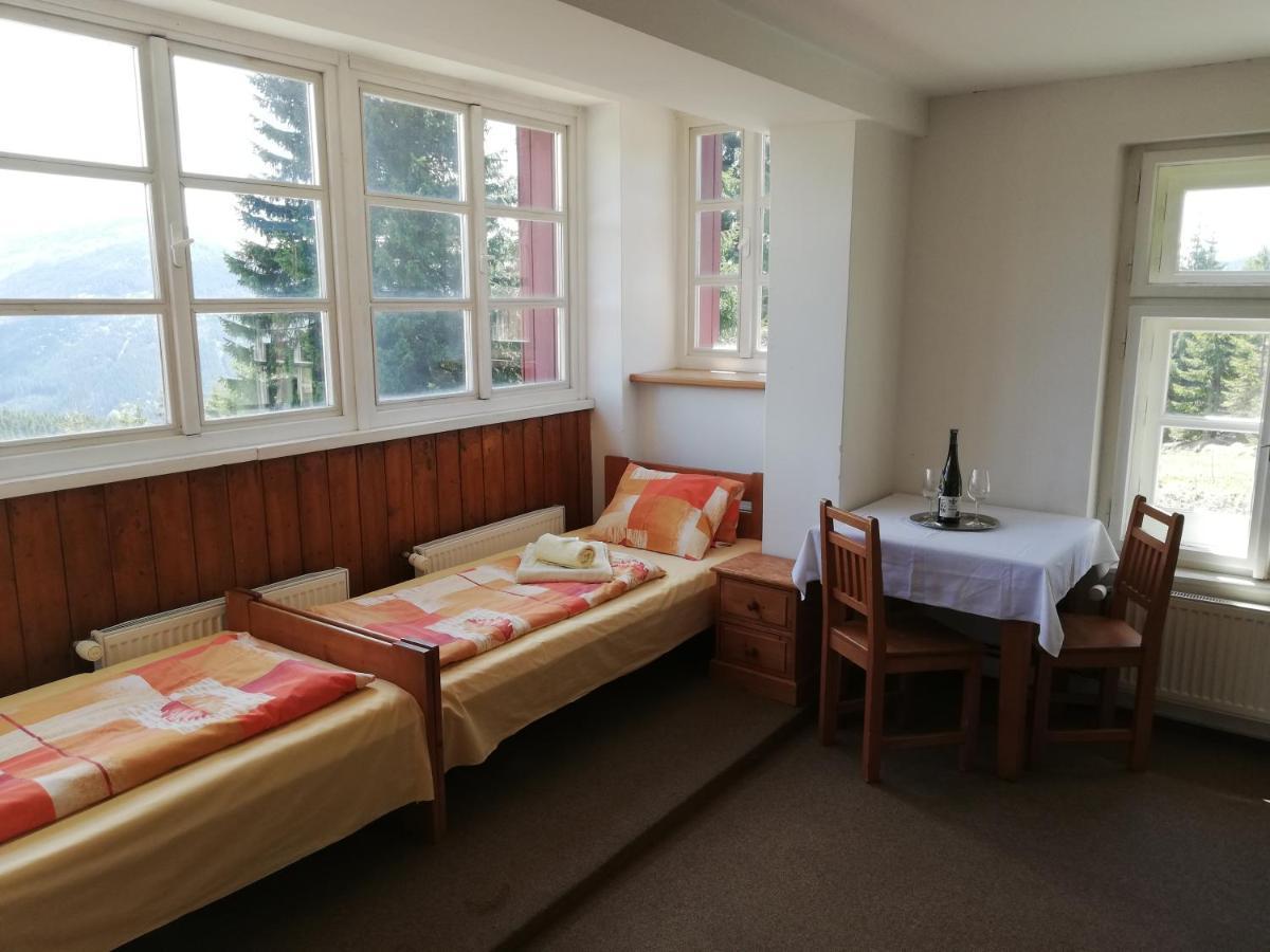 Horska Chata Sedmidoli Hotel Spindleruv Mlyn Bagian luar foto