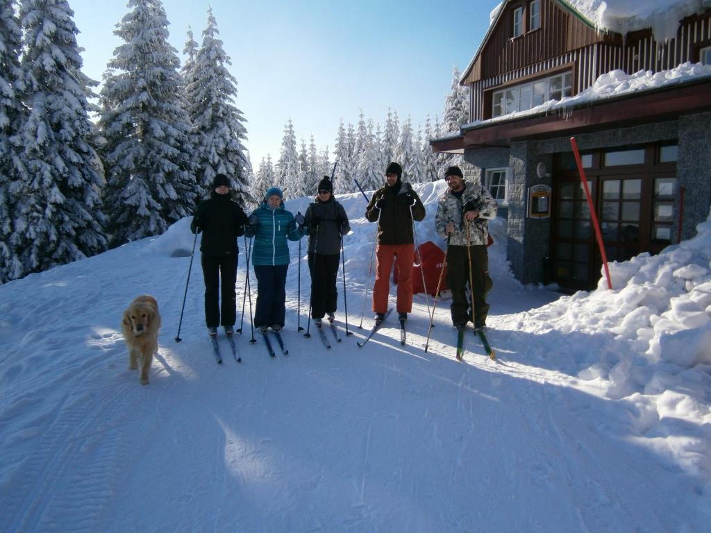 Horska Chata Sedmidoli Hotel Spindleruv Mlyn Bagian luar foto