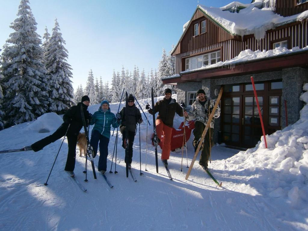 Horska Chata Sedmidoli Hotel Spindleruv Mlyn Bagian luar foto