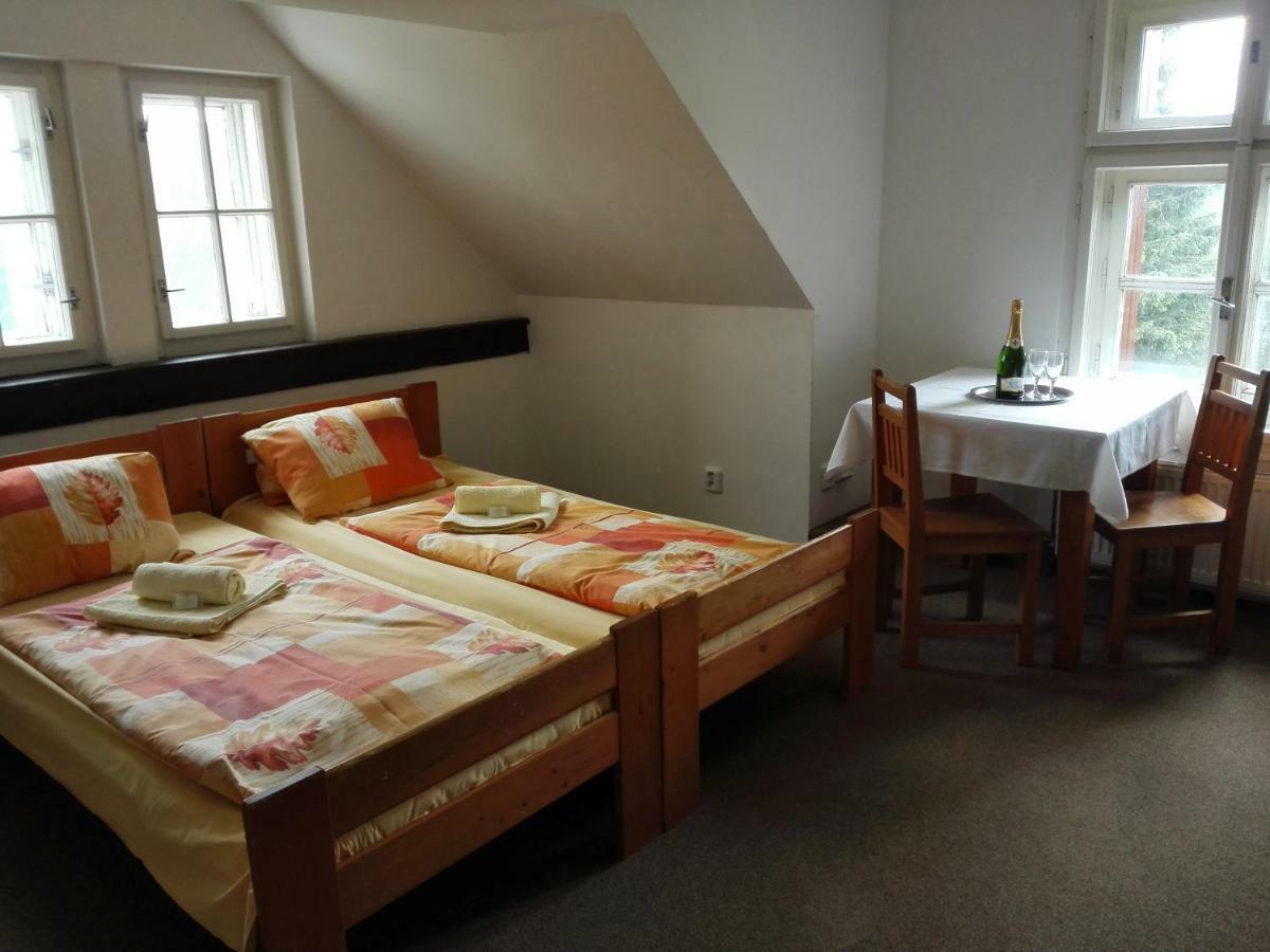Horska Chata Sedmidoli Hotel Spindleruv Mlyn Bagian luar foto